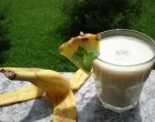 Napitak od ananasa, banane i meda//