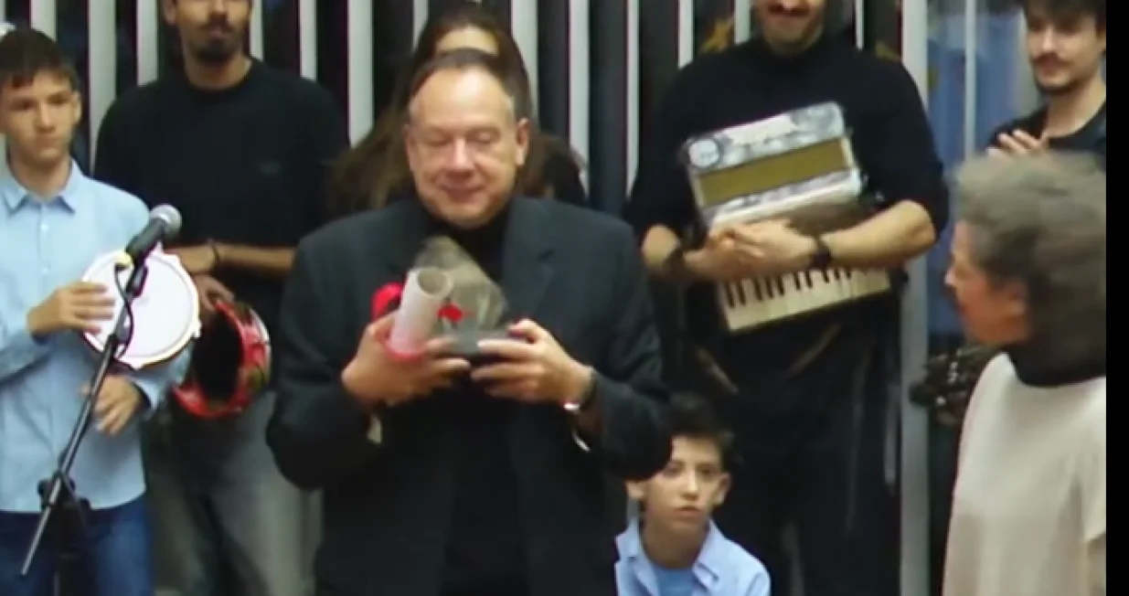 Cum Grano Salis/Screenshot