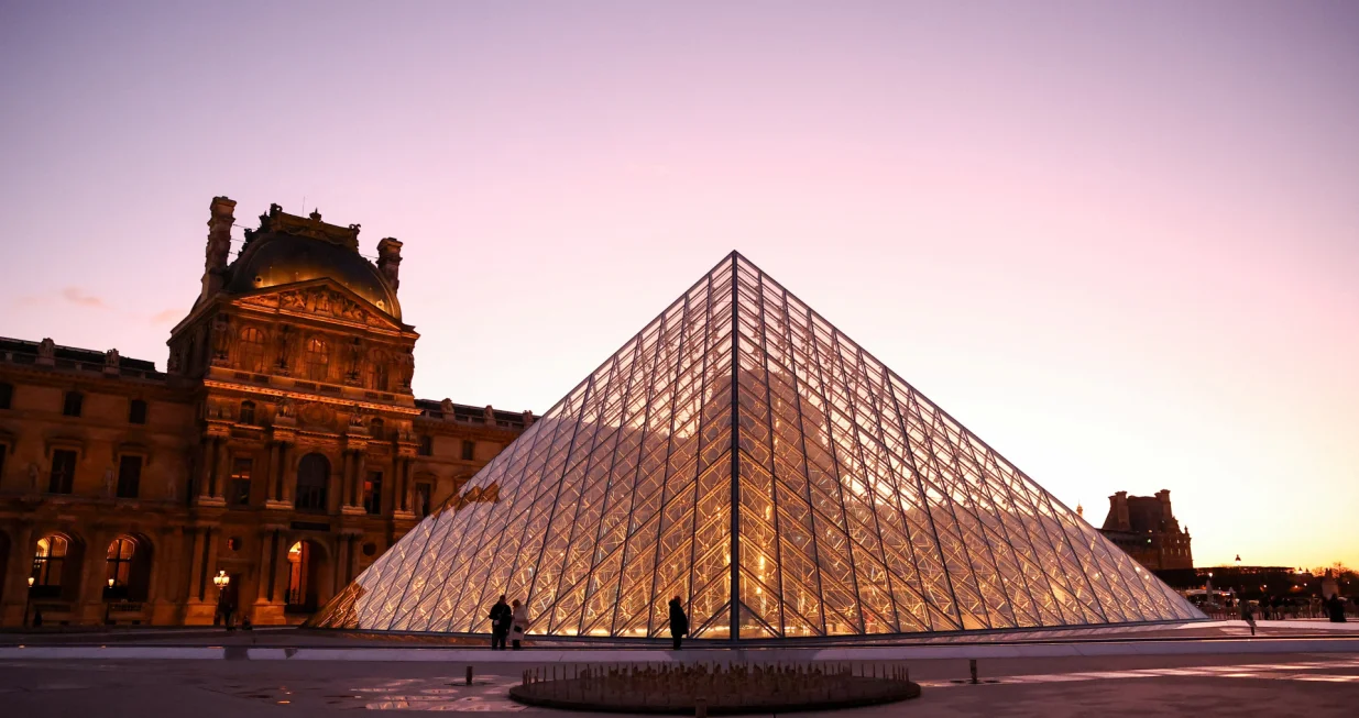 Louvre Museum, after its Campana Gallery, originally built in 1930s, which displays a collection of Greek vases and houses the museum's office spaces, was shut down due to structural issues, weeks after a daylight heist exposed security flaws, in Paris, France, November 17, 2025. REUTERS/Abdul Saboor/Abdul Saboor