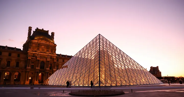 Louvre Museum, after its Campana Gallery, originally built in 1930s, which displays a collection of Greek vases and houses the museum's office spaces, was shut down due to structural issues, weeks after a daylight heist exposed security flaws, in Paris, France, November 17, 2025. REUTERS/Abdul Saboor/Abdul Saboor