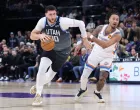 Dec 7, 2025; Salt Lake City, Utah, USA; Utah Jazz center Jusuf Nurkic (30) drives to the basket against Oklahoma City Thunder forward Jaylin Williams (6) during the second half at Delta Center. Mandatory Credit: Rob Gray-Imagn Images/Foto: Rob Gray