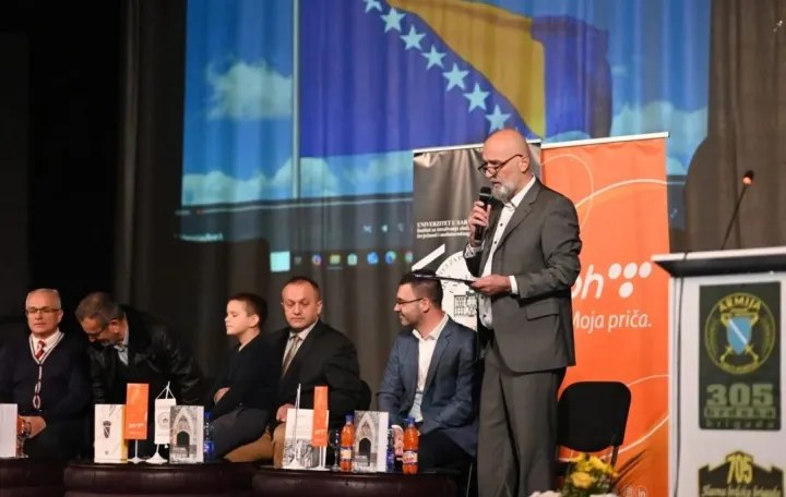 Promocija knjige "Jajačka 305/705. Slavna brdska brigada Armije Republike Bosne i Hercegovine", autora dr. sci. Amira Klike/Jajce Online