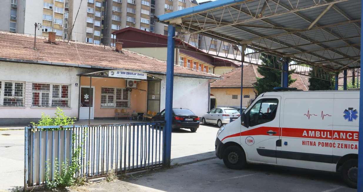 zgrada Hitne pomoći u Zenici/Muhamed Tunović