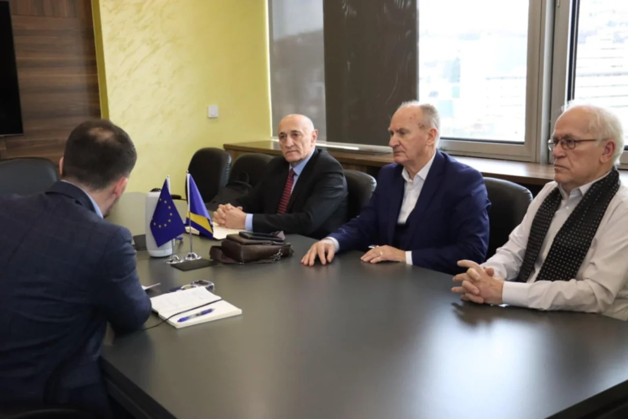 Penzioneri, sastanak, Adnan Delić, ministar, Zakon o PIO/