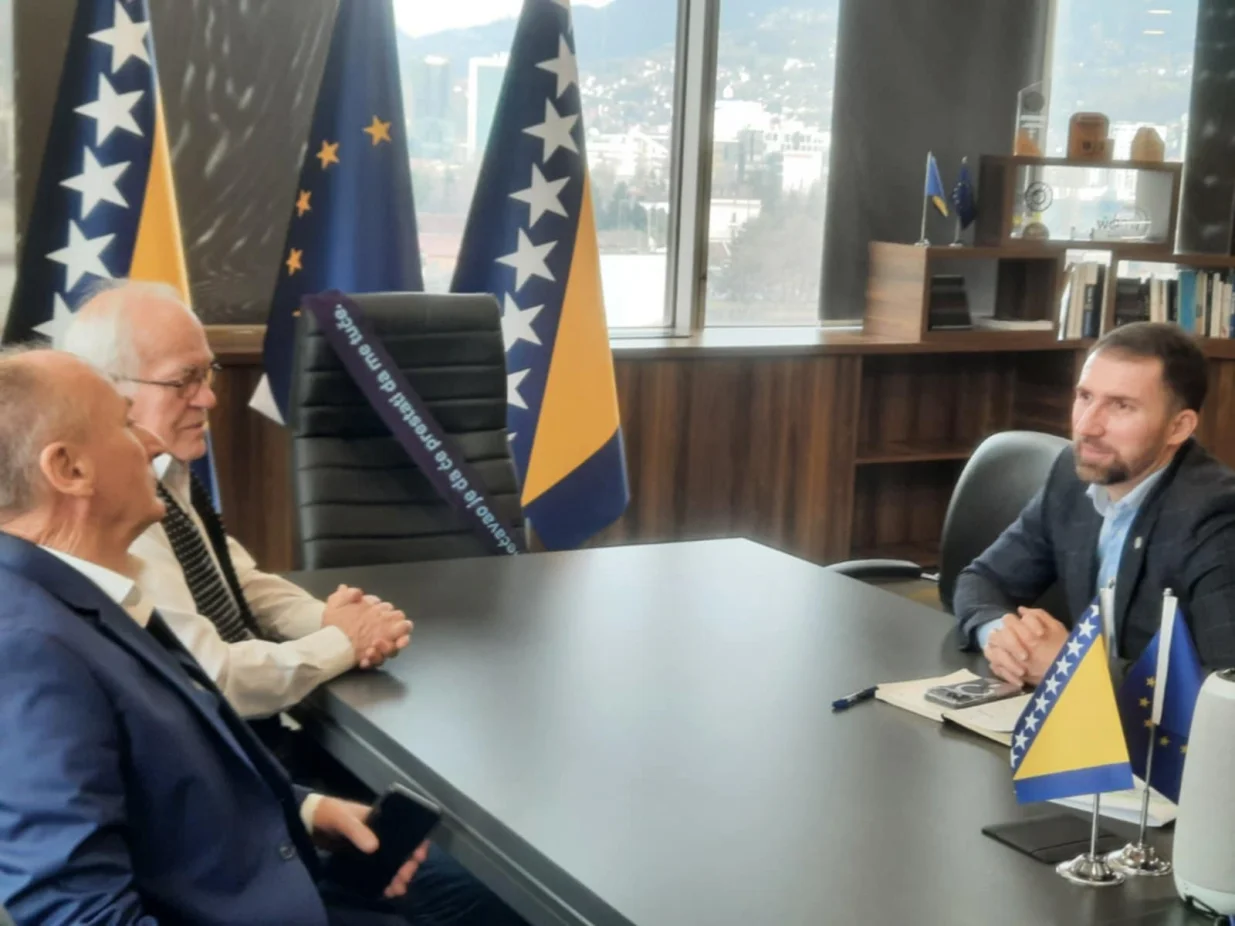 Penzioneri, sastanak, Adnan Delić, ministar, Zakon o PIO/