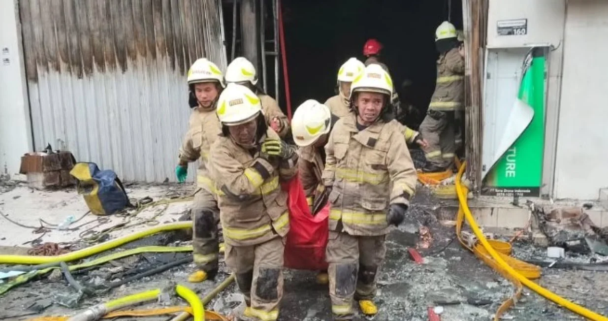 Vatrogasci na mjestu događaja/X.com//