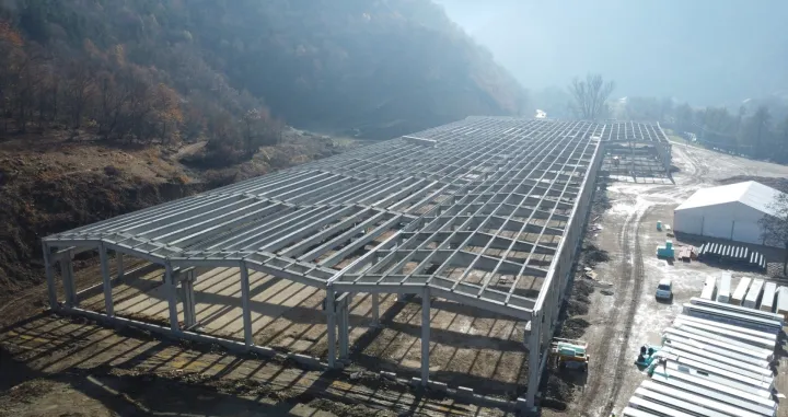 fabrika u Gornjem vakufu, gradnja Facebook/Facebook