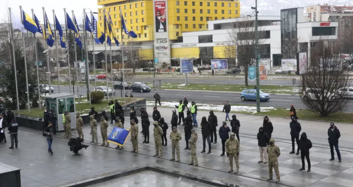 Protesti policije sipe granične policije i uposlenika institucija/Didier Torche