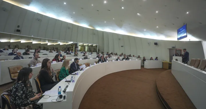 Sarajevo, BIH - 10. decembar 2025: Konferencija "Umjetna inteligencija, ljudska prava i sigurnost novinara" odrÅ¾ana je danas u Parlamentarnoj skupÅ¡tini BiH, u Sarajevu, glavnom gradu Bosne i Hercegovine. (SamÄ±r JordamovÄ±c - Anadolu Agency)/Samir Jordamović/anadolija