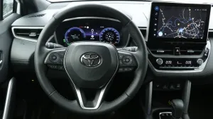 Toyota Corolla Cross 2.0 Style FWDUzeto je najbolje od Versa i RAV4 7890/