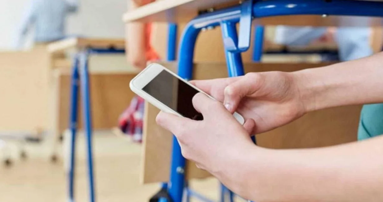 Mobiteli u &scaron;kolama/