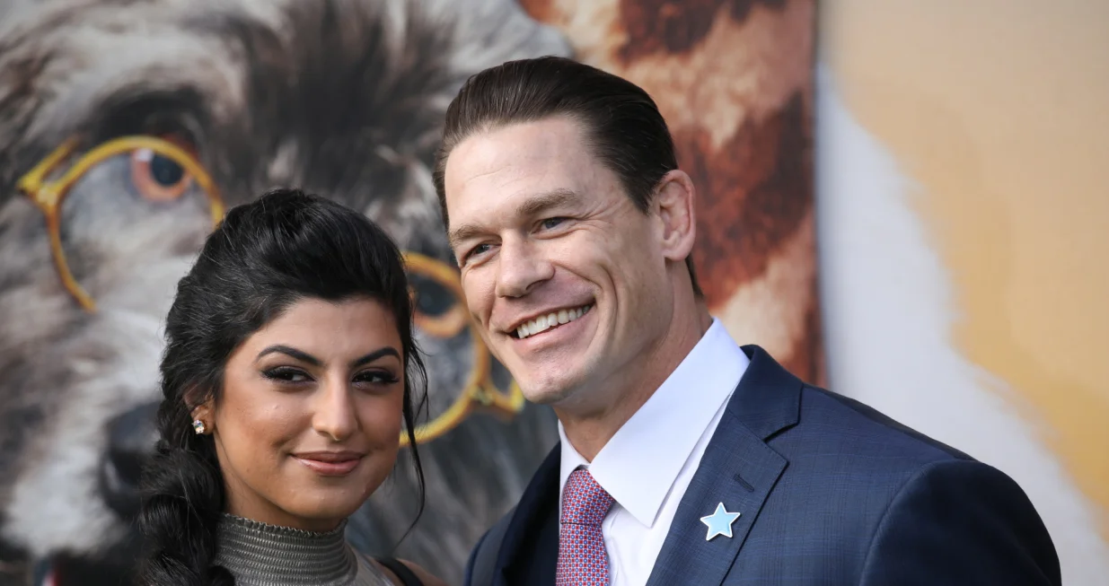 epa08120755 US Actor John Cena and girlfriend Shay Shariatzadeh pose on the red carpet prior to the premiere of 'Dolittle' at the Regency Village Theater in Los Angeles, California, USA, 11 January 2020. EPA/DAVID SWANSON/Foto: David Swanson