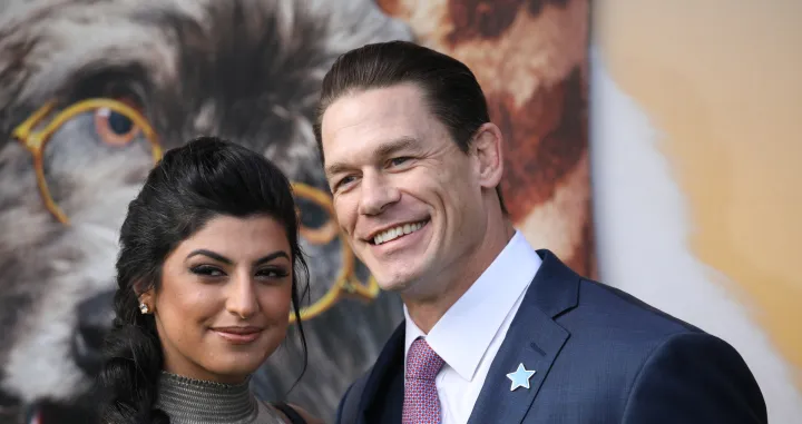epa08120755 US Actor John Cena and girlfriend Shay Shariatzadeh pose on the red carpet prior to the premiere of 'Dolittle' at the Regency Village Theater in Los Angeles, California, USA, 11 January 2020. EPA/DAVID SWANSON/Foto: David Swanson