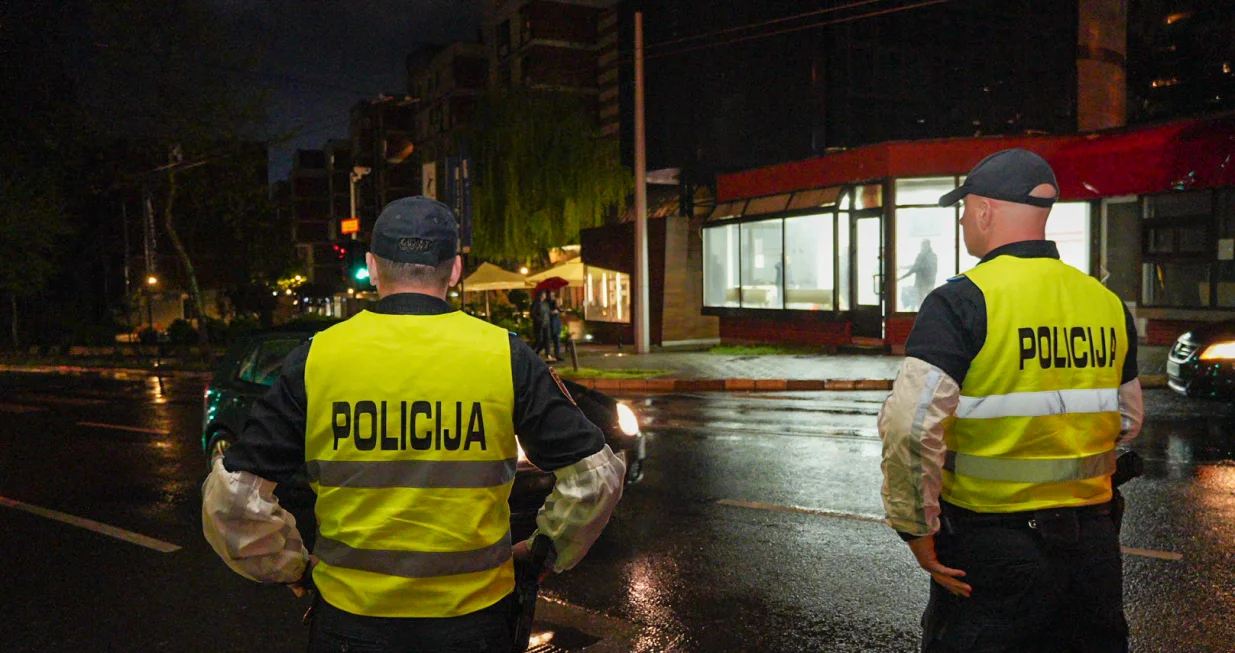 Uprava policije Ministarstva unutra&scaron;njih poslova Kantona Sarajevo (MUP KS) počela je s upotrebom uređaja za indikaciju droga i testiranje vozača na prisustvo droga u organizmu, na saobraćajnicama u KS//