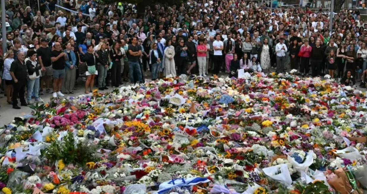 Stanovnici Sidneja odaju počast ubijenima/X/