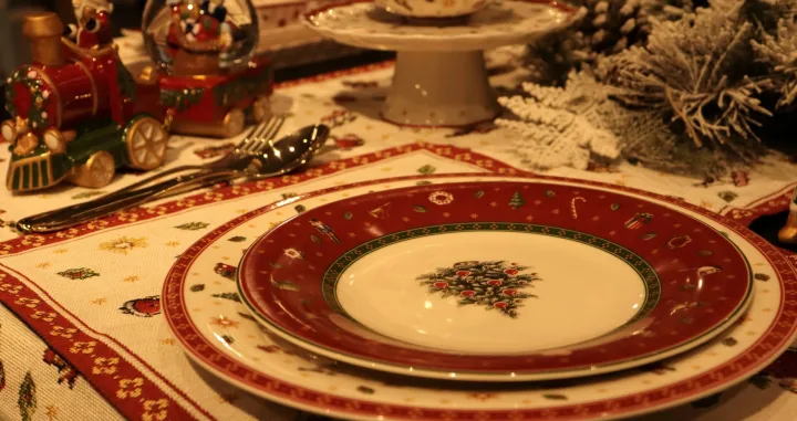 novogodi&scaron;nja, božićna, praznična večera, božić, nova godina/