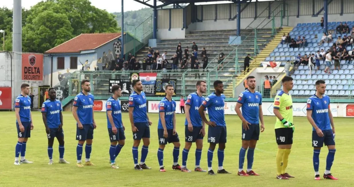 &Scaron;iroki Brijeg - SlogaRenato JosipovićMoris ValinčićIlija Ma&scaron;ićDe Oliveira Souza BrunoBranimir Bari&scaron;ićMihael Kupre&scaron;akMarijan ĆavarDi Mateo LovrićCyrille KpanIlija BagarićDominik Radić/Foto: 