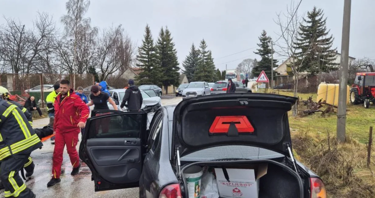 Povrijeđeni su prevezeni u bolnicu/Tomislavcity.com/Tomislavcity.com