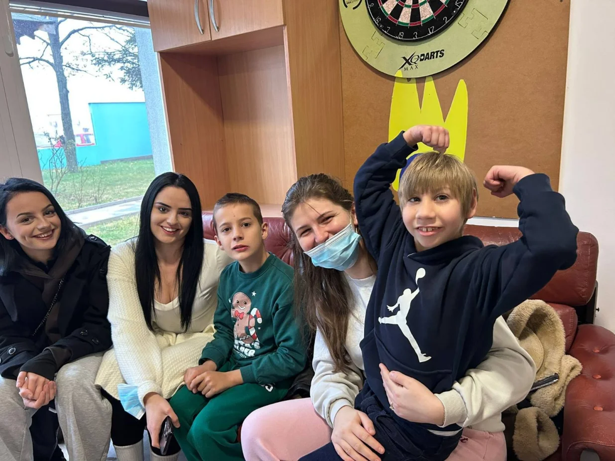 Najmlađima su podijeljeni paketići/