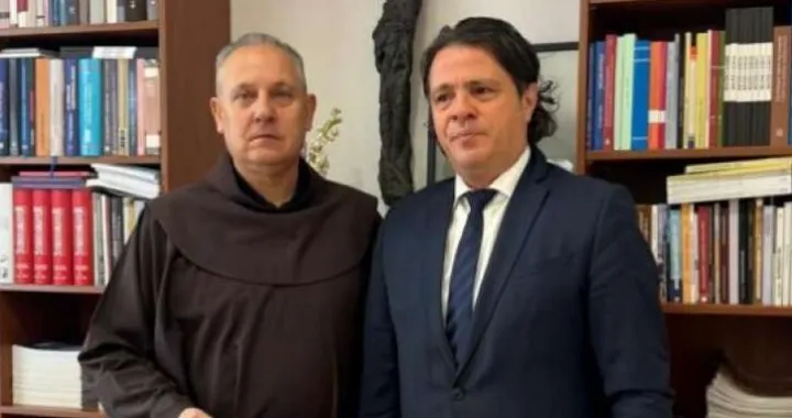 Dopremijer Kraljević posjetio Franjevački provincijalat Bosne Srebrene/Fia/fena