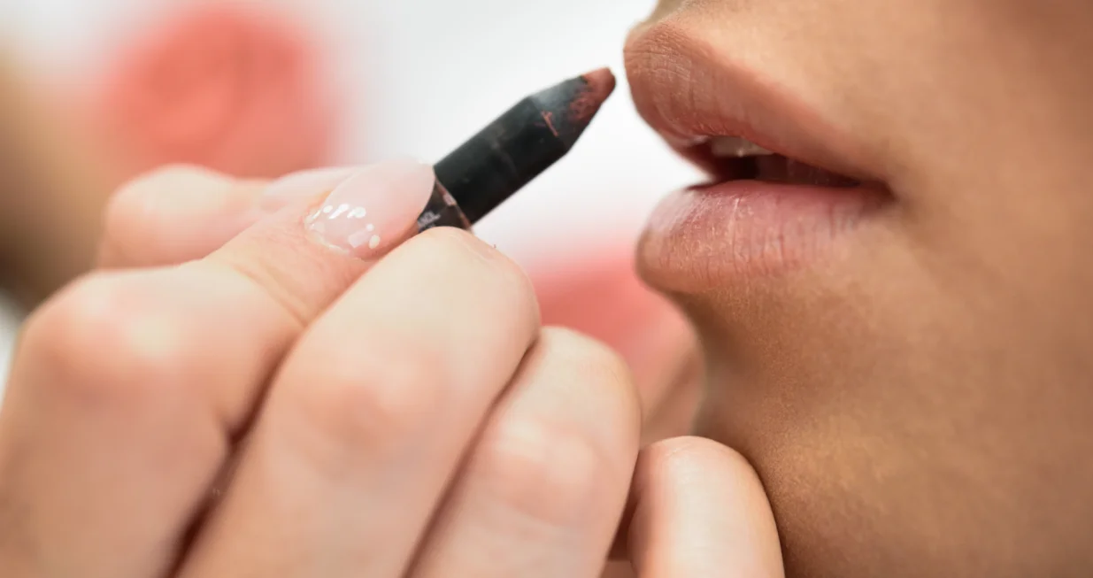 Svi se sada ovako &scaron;minkaju/Free Pik