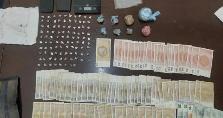 Oduzeta droga, vaga i novac/MUP KS//