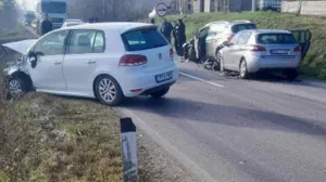 Sudarila se četiri vozila/Viber//