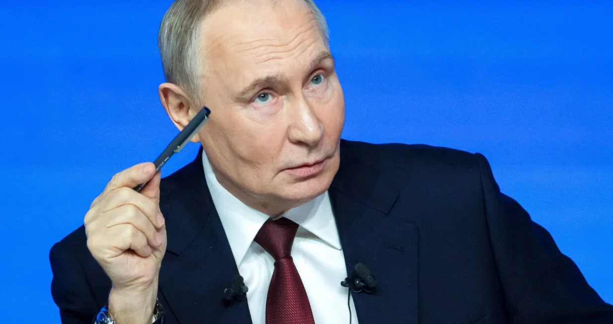 Russian President Vladimir Putin attends his annual end-of-year press conference and phone-in in Moscow, Russia December 19, 2025. Sputnik/Gavriil Grigorov/Pool via REUTERS ATTENTION EDITORS - THIS IMAGE WAS PROVIDED BY A THIRD PARTY./Gavriil Grigorov