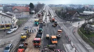Asfaltiranje raskrsnice na spoju ulica Hrasnička cesta, Igmanska cesta i Ibrahima Hafiza Ridžanovića/Facebook