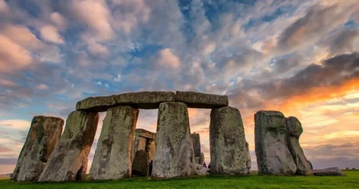Ljudi već vijekovima obilježavaju solsticijume proslavama i spomenicima poput Stonehengea/Freepik/Freepik