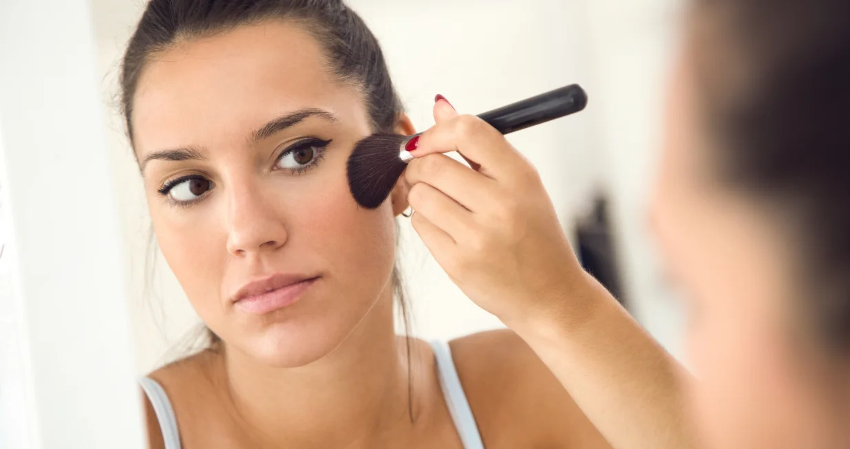 Skida godine s lica/Free Pik