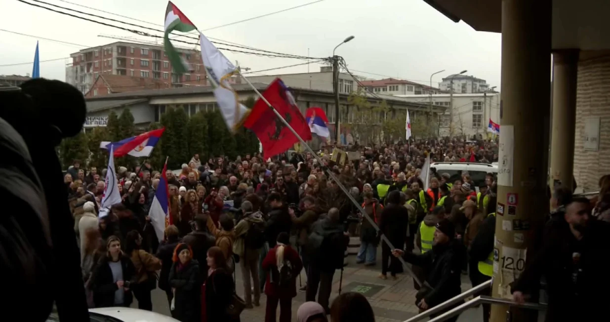 Sa protesta u Novom Pazaru/N1 Srbija//n1 Srbija