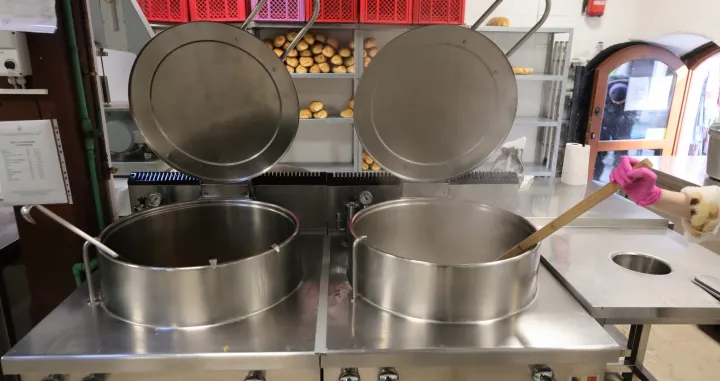 Narodna kuhinja Stari Grad/Senad Gubelić