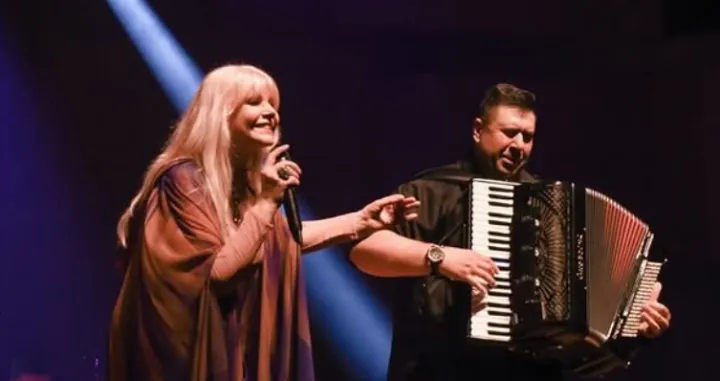 Hanka Paldum i harmonika&scaron; koji je poginuo Samir Hodžić/Instagram