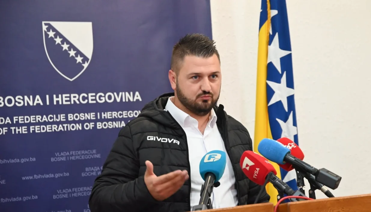 Mladi poljoprivrednik Armin Hadžić/