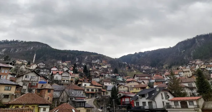 Oblačno vrijeme panorama Sarajeva/Damir Deljo