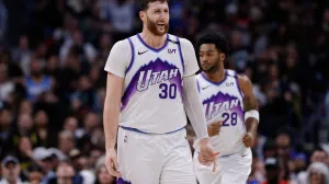 Dec 22, 2025; Denver, Colorado, USA; Utah Jazz center Jusuf Nurkic (30) reacts after a play in the third quarter against the Denver Nuggets at Ball Arena. Mandatory Credit: Isaiah J. Downing-Imagn Images/Foto: Isaiah J. Downing