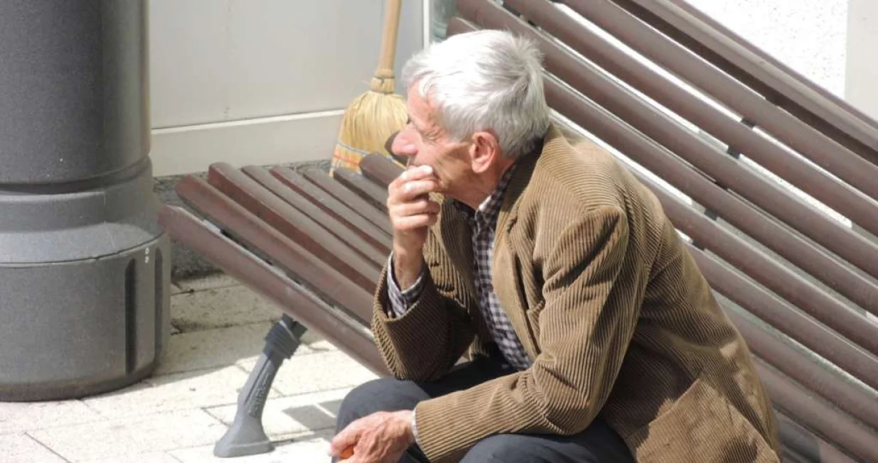 Penzioneri ilustracija/