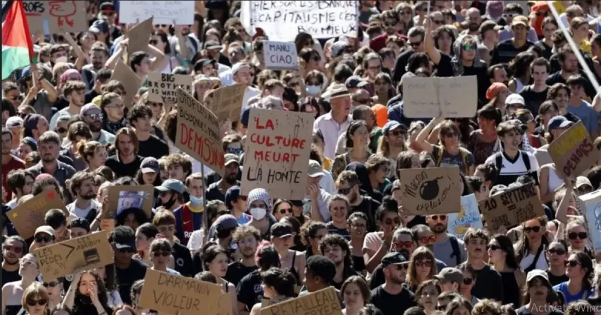 francuska &scaron;trajk/Sanja ДђukiД&Dagger;