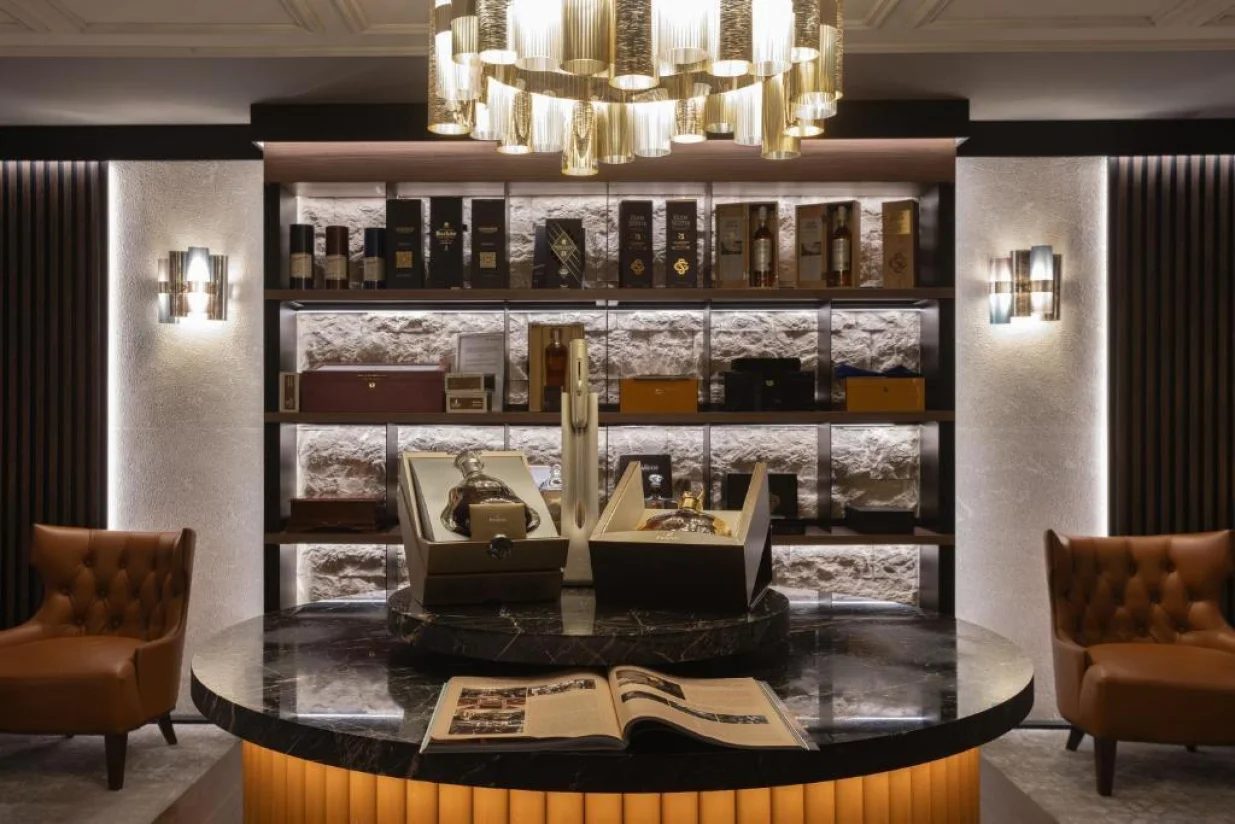 Hotel Apeiro City Avantgarde Sarajevo//