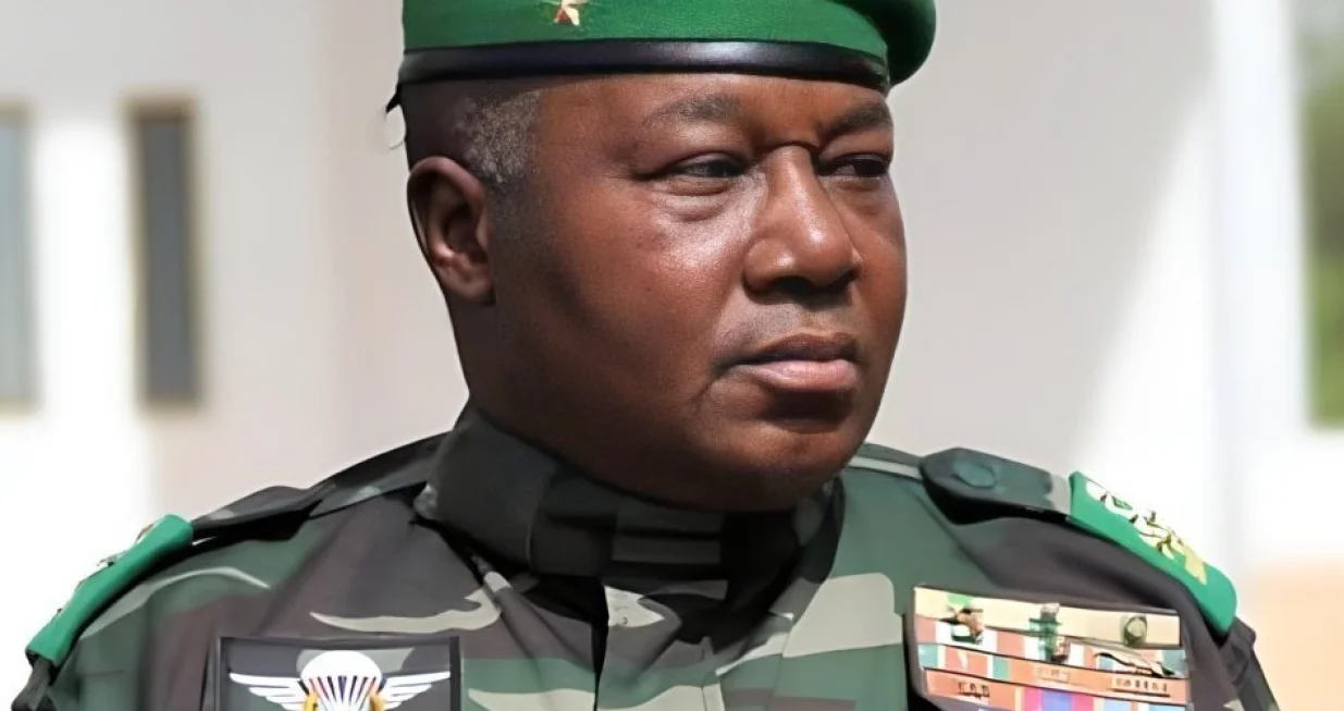 General Nigera/Screenshot X