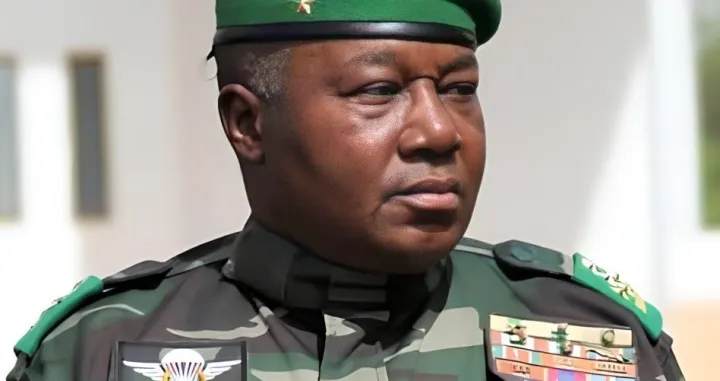 General Nigera/Screenshot X