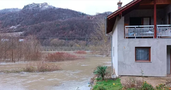 Poplava, jake padavine, ki&scaron;a, Bihać, naselja, aktivirana klizi&scaron;ta/Anadolija