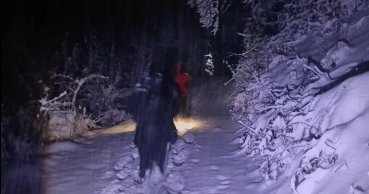 Spa&scaron;avanje u snježnoj noći kod Goražda: Spasioci se 47 minuta probijali kroz &scaron;umu do zalutalih djevojaka/Screenshot