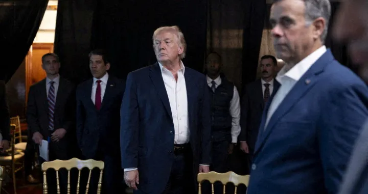 FILE PHOTO: A photograph posted by U.S. President Donald Trump on his Truth Social account shows him standing near CIA Director John Ratcliffe as they watch the U.S. military operation in Venezuela from Trump's Mar a Lago resort, in Palm Beach, Florida, U.S., January 3, 2026. @realDonaldTrump/Handout via REUTERS THIS IMAGE HAS BEEN SUPPLIED BY A THIRD PARTY./File Photo/@realdonaldtrump