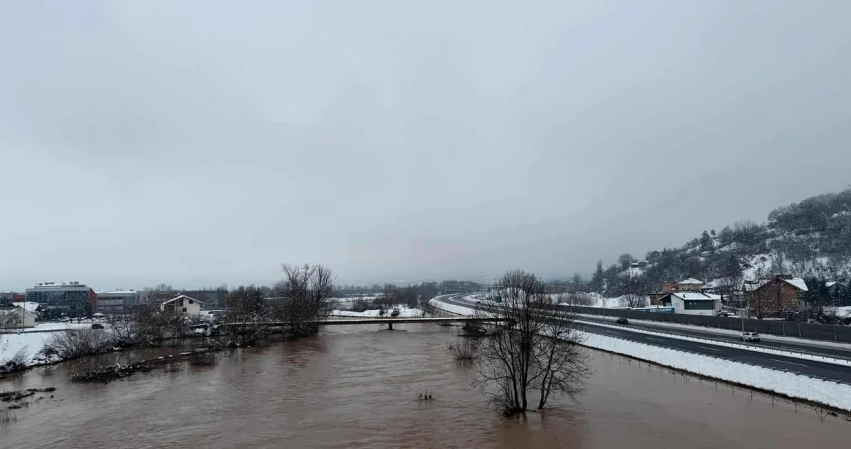Rajlovac, poplave, rijeka Bosna/Oslobođenje