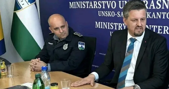 Ministar policije Adnan Habibija/