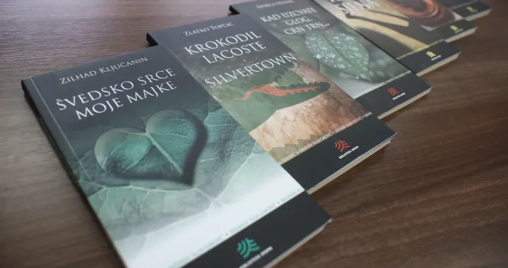 Bo&scaron;njačka zajednica kulture "Preporod" upriličit će svečanu dodjelu Nagrade "Alija Isaković" za najbolji originalni dramski tekst na bosanskom jeziku - Elvisu Ljajiću za dramu Zmaj od Bosne/Senad Gubelić