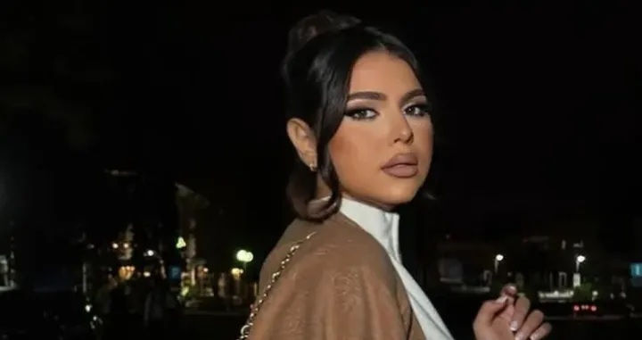 Azra Husarkić, bh. pjevačica/