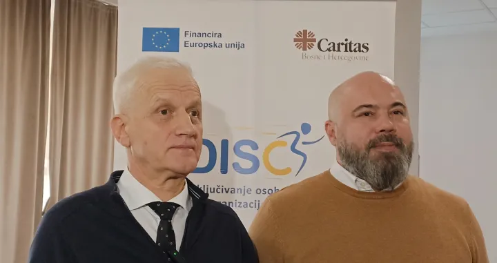 Fikret Zuko, Udruženje slijepih KS i Zlatko Malić, Caritas BiH/Matea JerkoviĆ